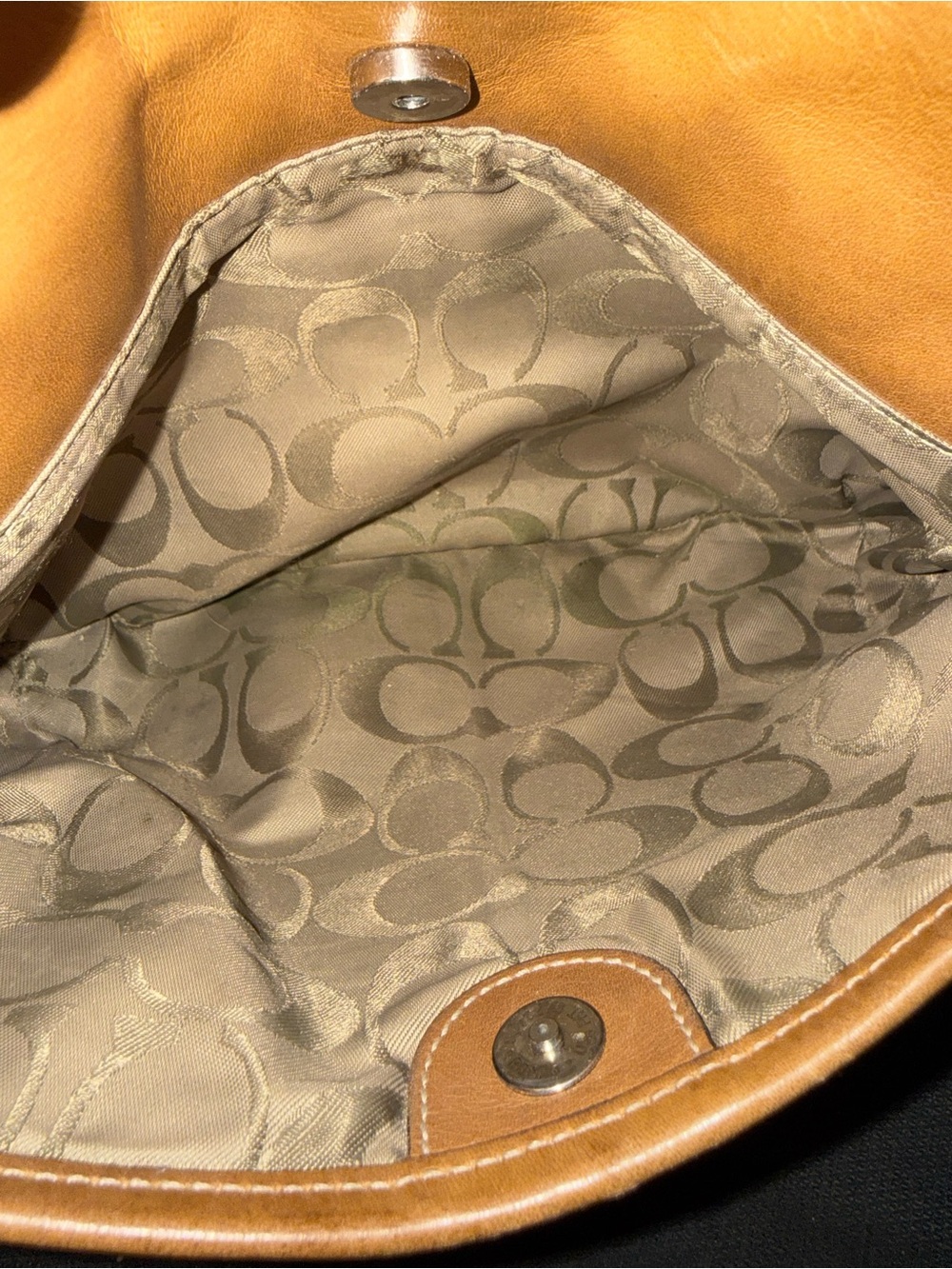 Coach 9549 Soho Leather Hobo Shoulder Bag Camel Tan - Picture 7 of 9